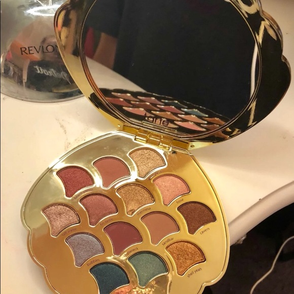 Tarte Eyeshadow Palette - Picture 2 of 3